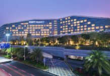 深圳机场凯悦酒店温暖同行四周年庆