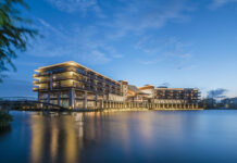 灯影夜周庄 国潮新体验