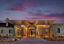 沙特阿拉伯黑格拉澈笛度假酒店: 古老奇观中的永恒优雅