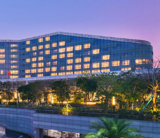 深圳机场凯悦酒店蝉联桂冠 连续6年获封【中国最佳机场酒店奖】