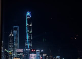 以意式风味与艺术特调开启城市微醺新篇章